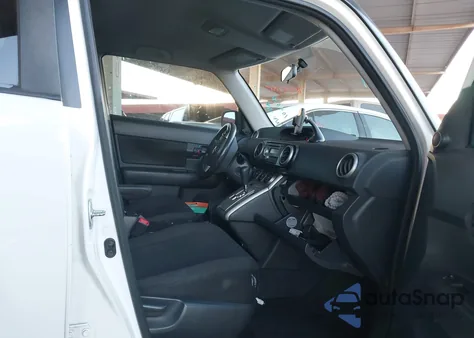 2010 Scion Xb from USA, damaged, VIN JTLZE4FEXA1103848